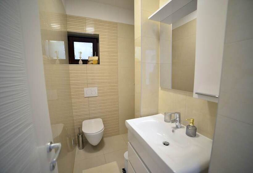 Oasis Premium Primosten