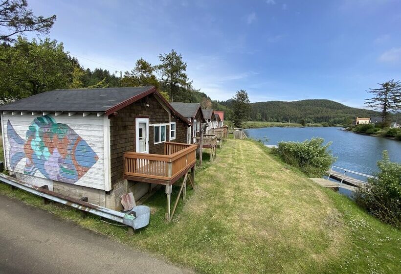 Raines Resort Cabins & Rv