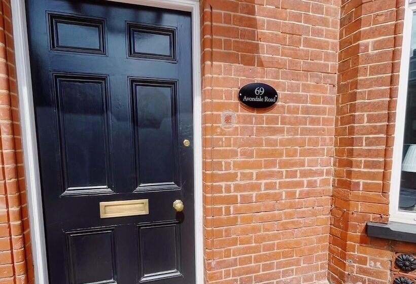 레지던스 Stunning 8 Bed House With Sea & Beach Views