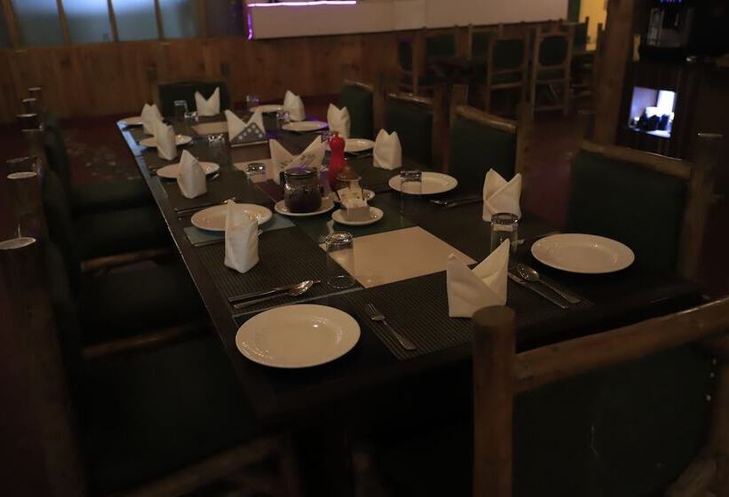 Курорт Manohar Villas