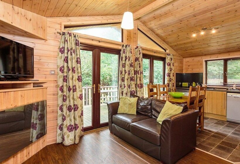 Курорт Sandy Balls Holiday Village