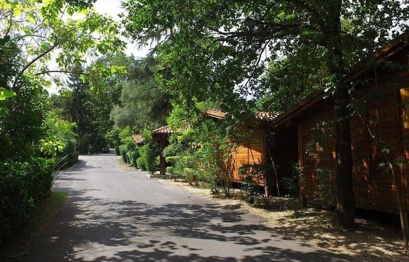 منتجع Seven Hills Camping Village