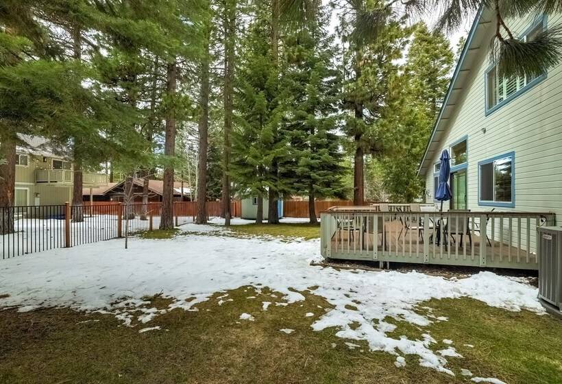 Sutter Trail Sparkles Air Conditioned Large Family Home!