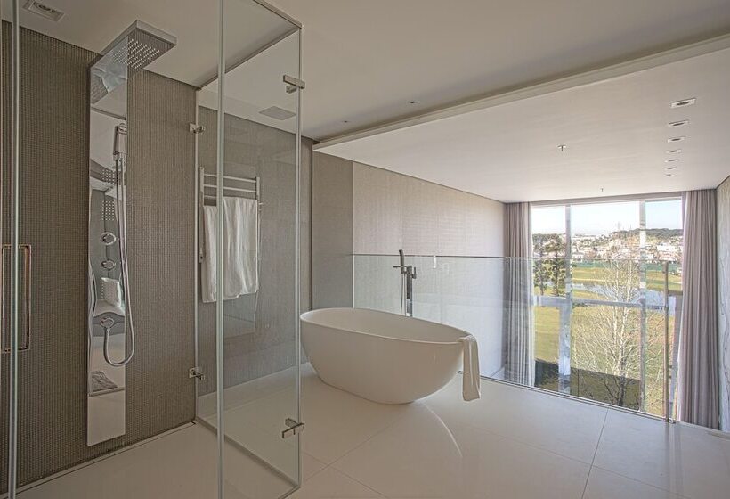 Suryaa Hotel Pinhais, Curio Collection By Hilton