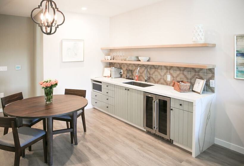 The Lofts At The Market