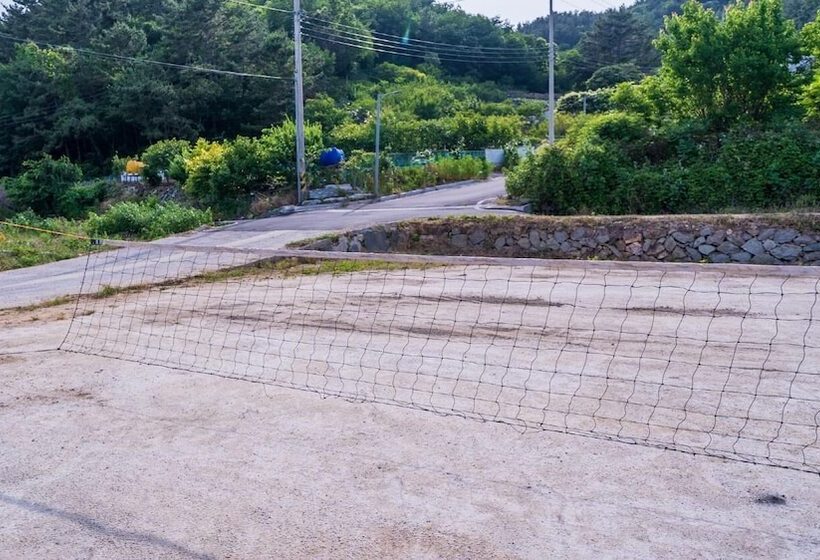 Tongyoung Sandeulhae Healling Pension