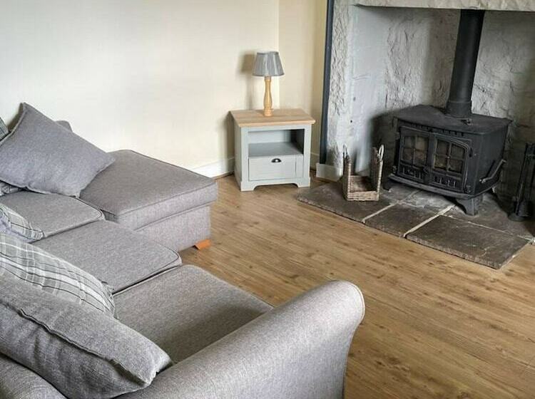 Tweed Cottage 4 Fenton Hill