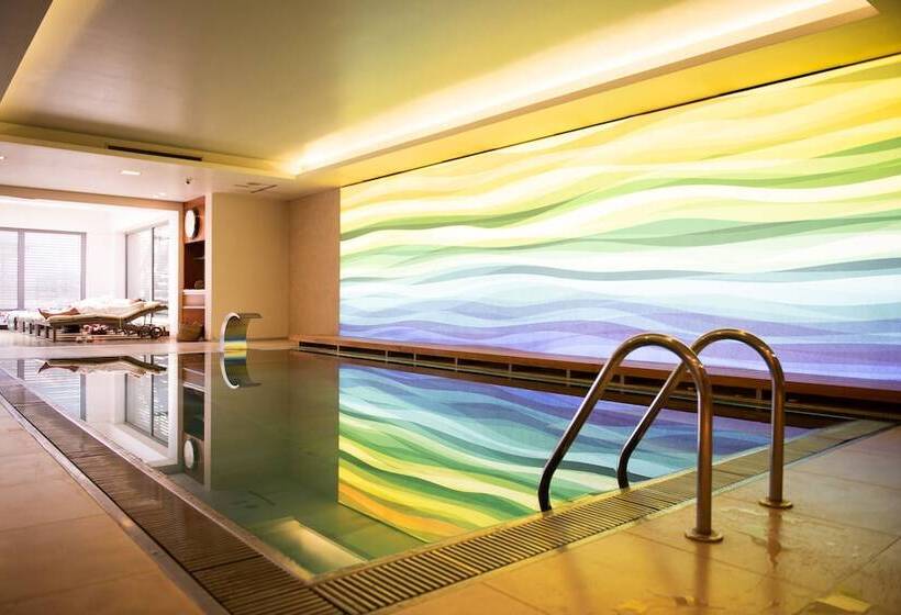 Wabi Hotel Beauty & Dental Center