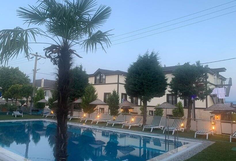 Akcay Zeytin Otel
