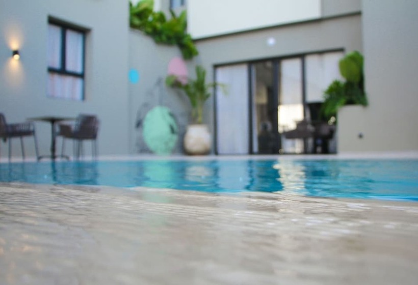 هاستل Urban Hotel And Spa