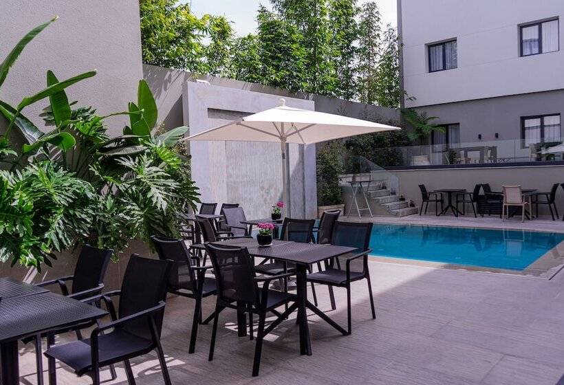 هاستل Urban Hotel And Spa