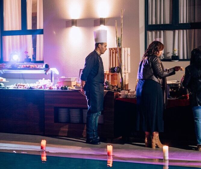 هاستل Urban Hotel And Spa