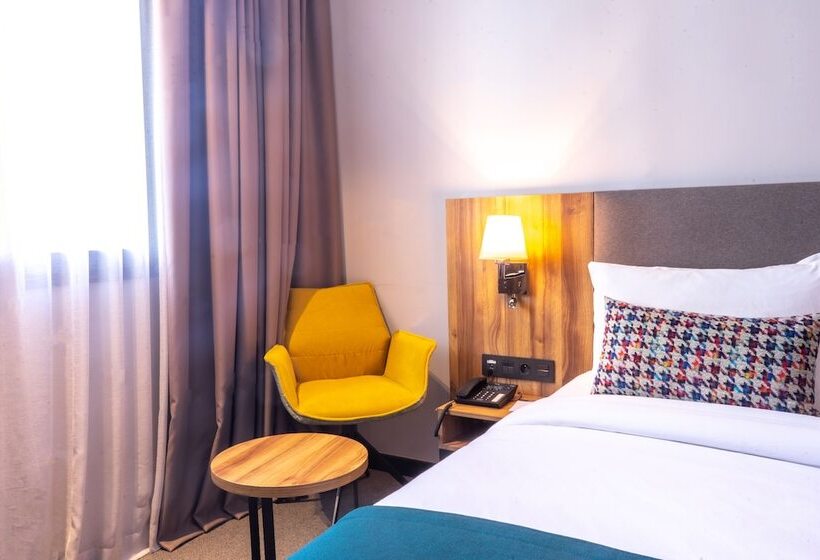 هاستل Urban Hotel And Spa