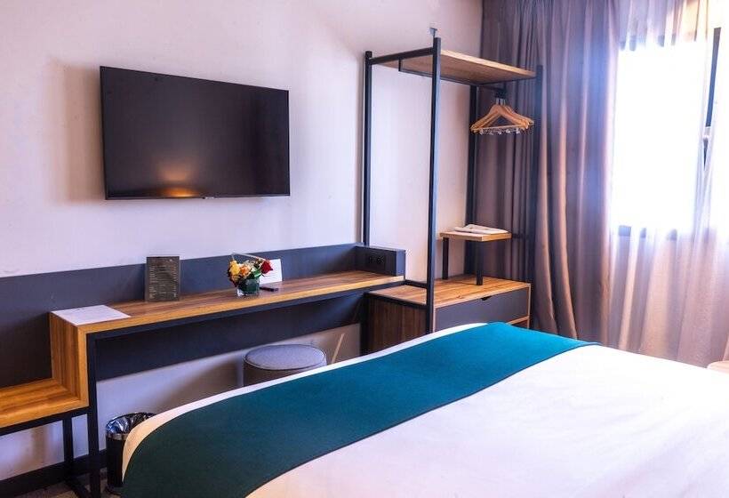 هاستل Urban Hotel And Spa