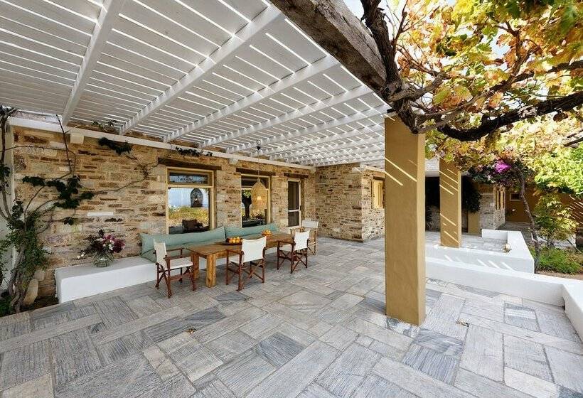 Aria Paros Residence