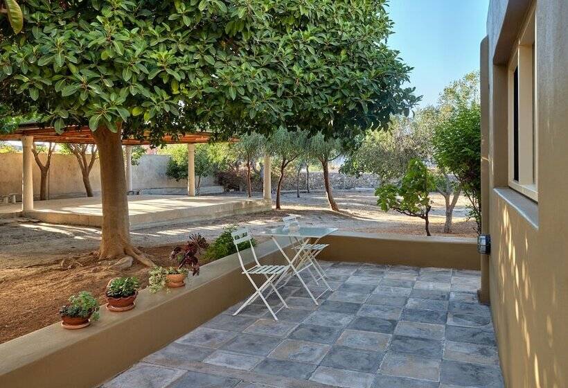 Aria Paros Residence