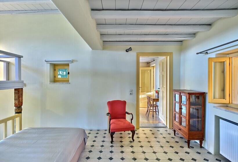 Aria Paros Residence