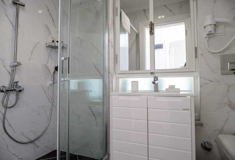 ホテル Ali Baris Pansiyon Cunda