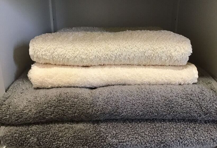 Spacious 1 Bed Lodge In Clifford, Hereford