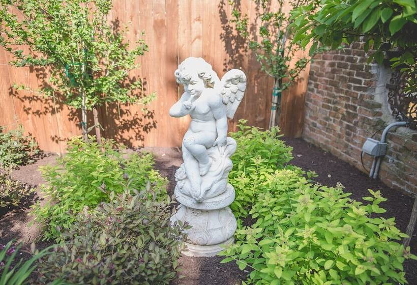 צימר Boonville Luxury Lodging