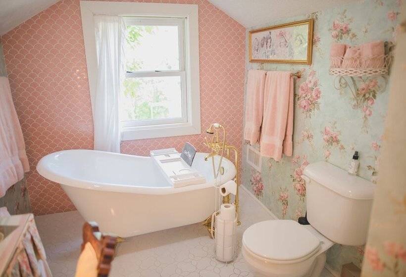 צימר Boonville Luxury Lodging