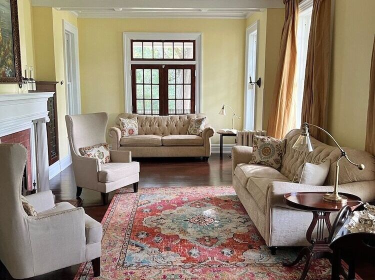 مبيت وإفطار Huffman Manor Inn