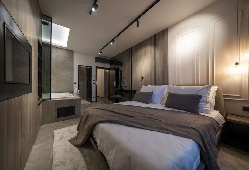 민박 Velvet Rooms & More