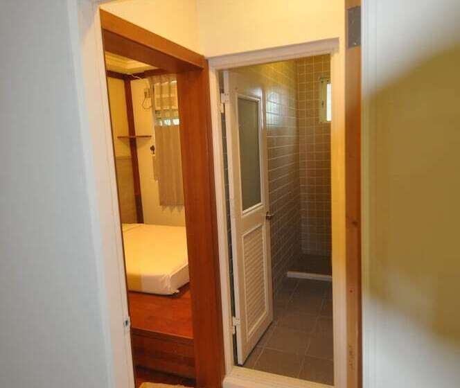 تختخواب و صبحانه Yingxia Kening