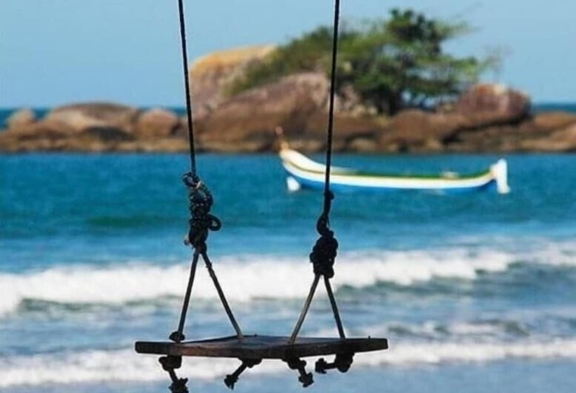 Beer Hostel   Ilhabela