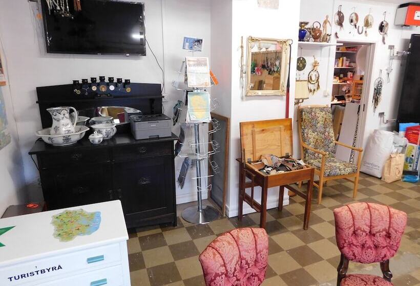 Blackstad Vandrarhem Hostal B&b