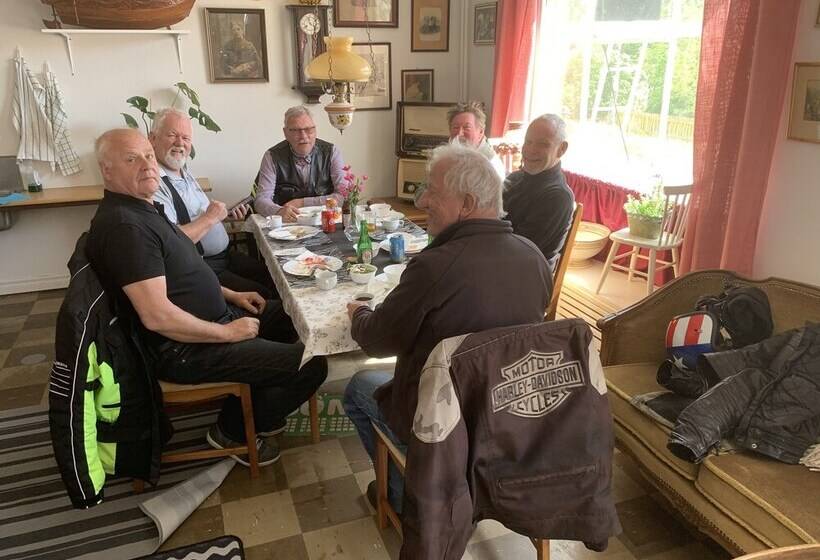 Blackstad Vandrarhem Hostal B&b