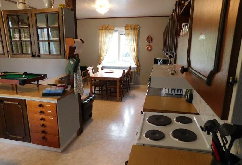 Blackstad Vandrarhem Hostal B&b