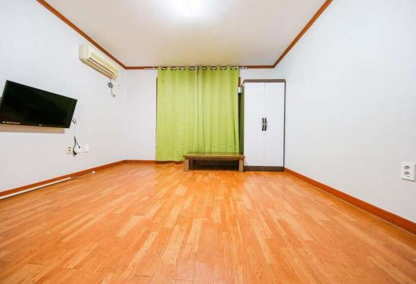 Boryeong Badapunggyeong Pension