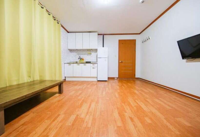 Boryeong Badapunggyeong Pension