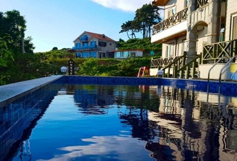 Buan Badatgaui Chueok Pension