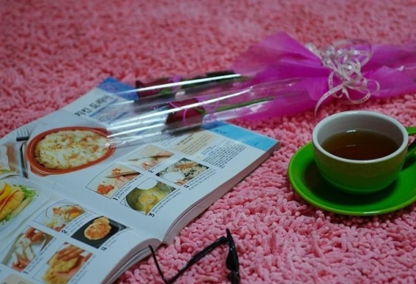 Buan Badatgaui Chueok Pension