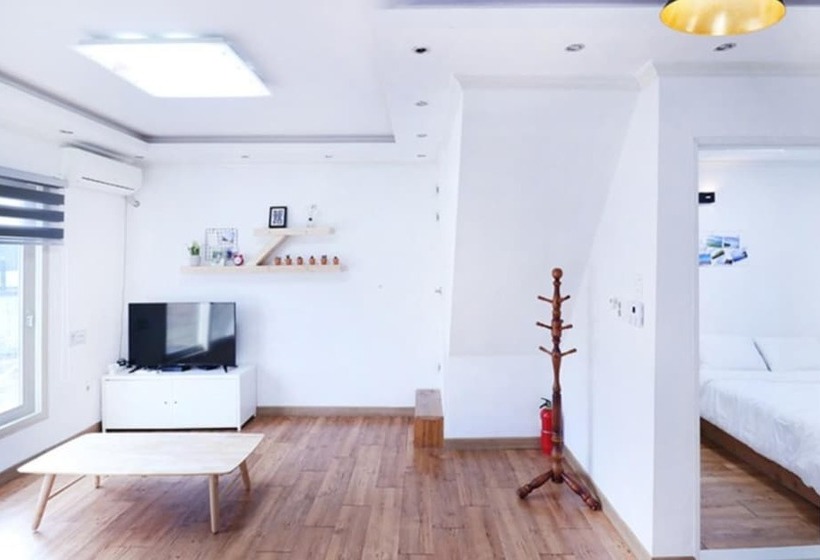 Buan Pullip Love Pension