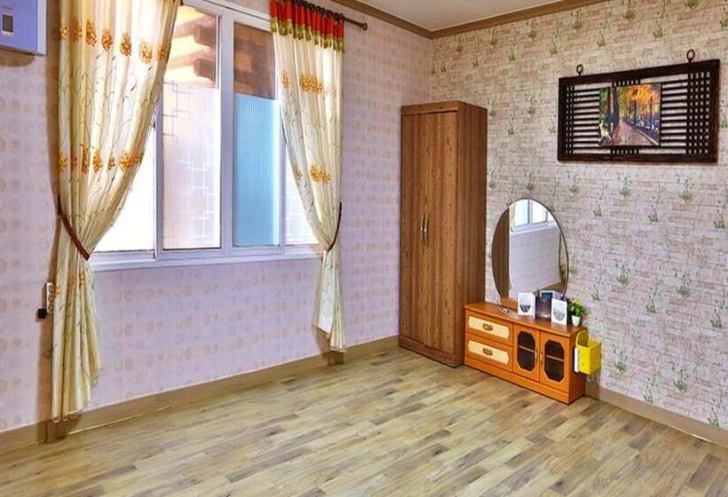 Cheongsong Hwangto Bungalow Pension