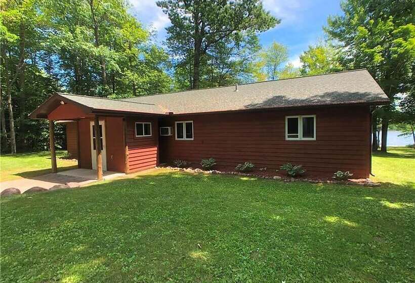Chippewa Flowage Lake House