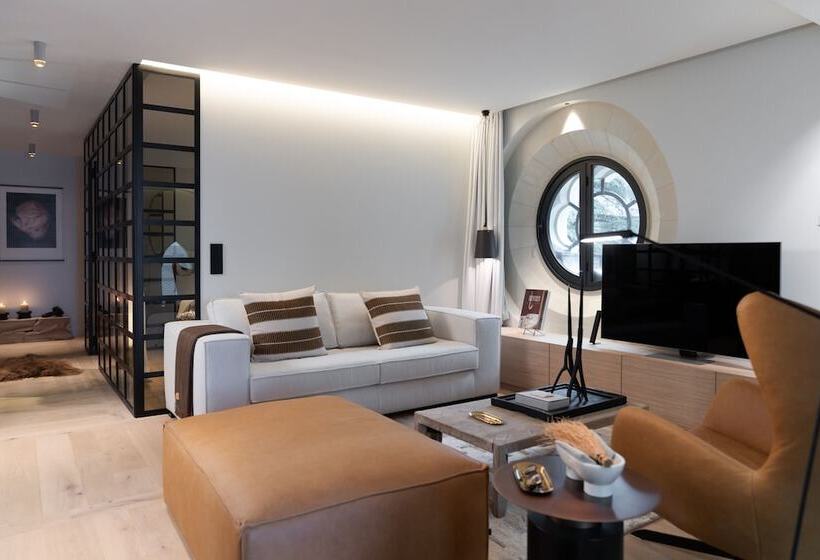 City Lodges Collection