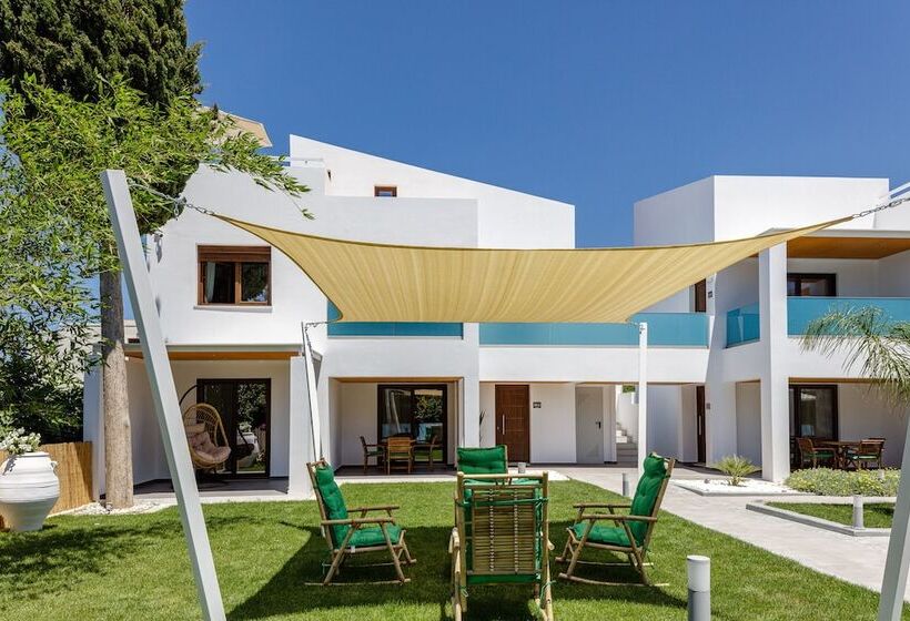 Coconut Palm Paradise