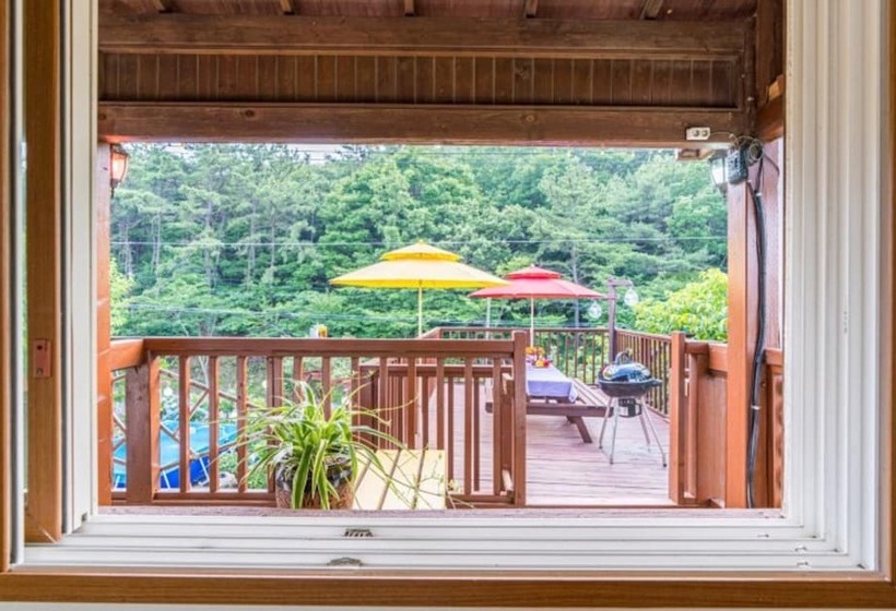 Daebudo Bada Solhyangi Pension