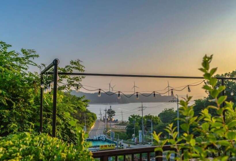 Daebudo Grand Blue Pension