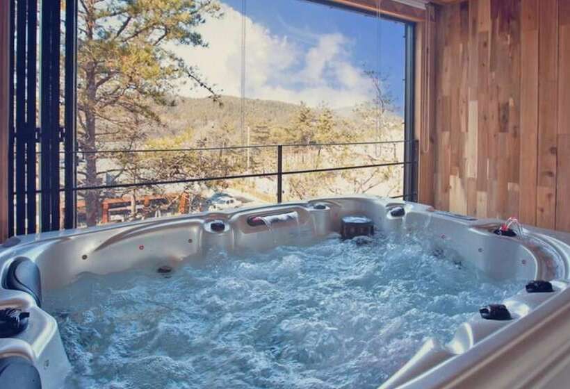 Daebudo Grove Resort Pension