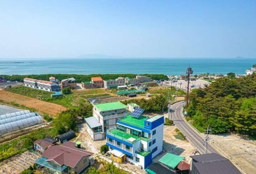 Daebudo Seonamujip Pension