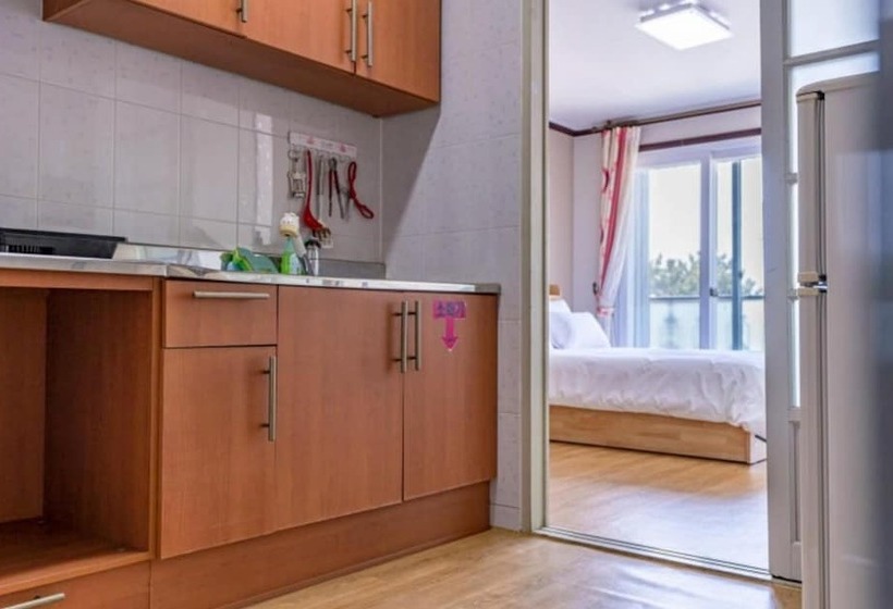 Daebudo Seonamujip Pension