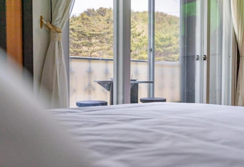 Daebudo Seonamujip Pension