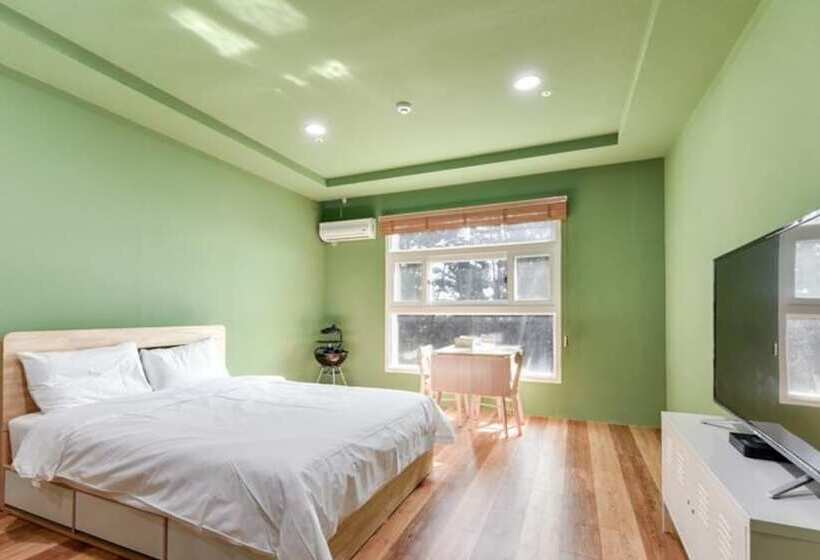 Daebudo Tourist Pension