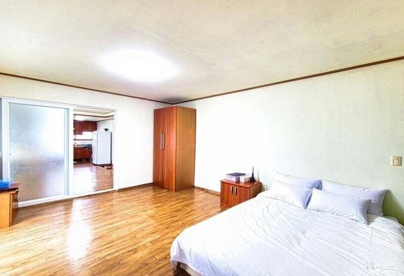 Daebudo Wanggeon Village Pension