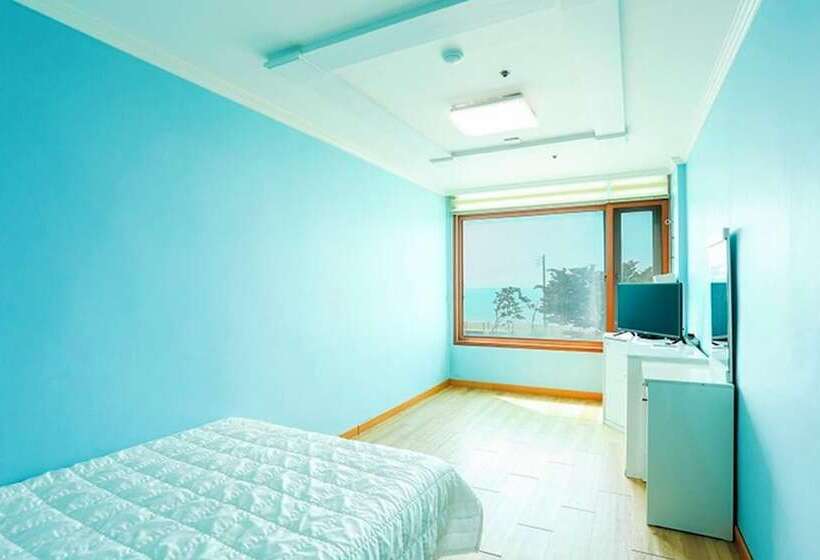 Daebudo Wooseong Resort Pension